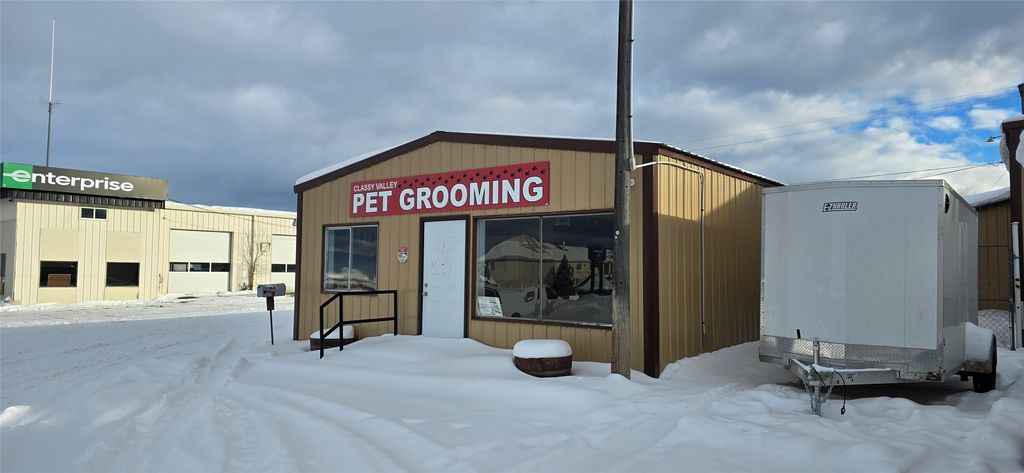 Photo of 3005 Prospect Avenue, Helena, MT 59601 (MLS # 30064078)