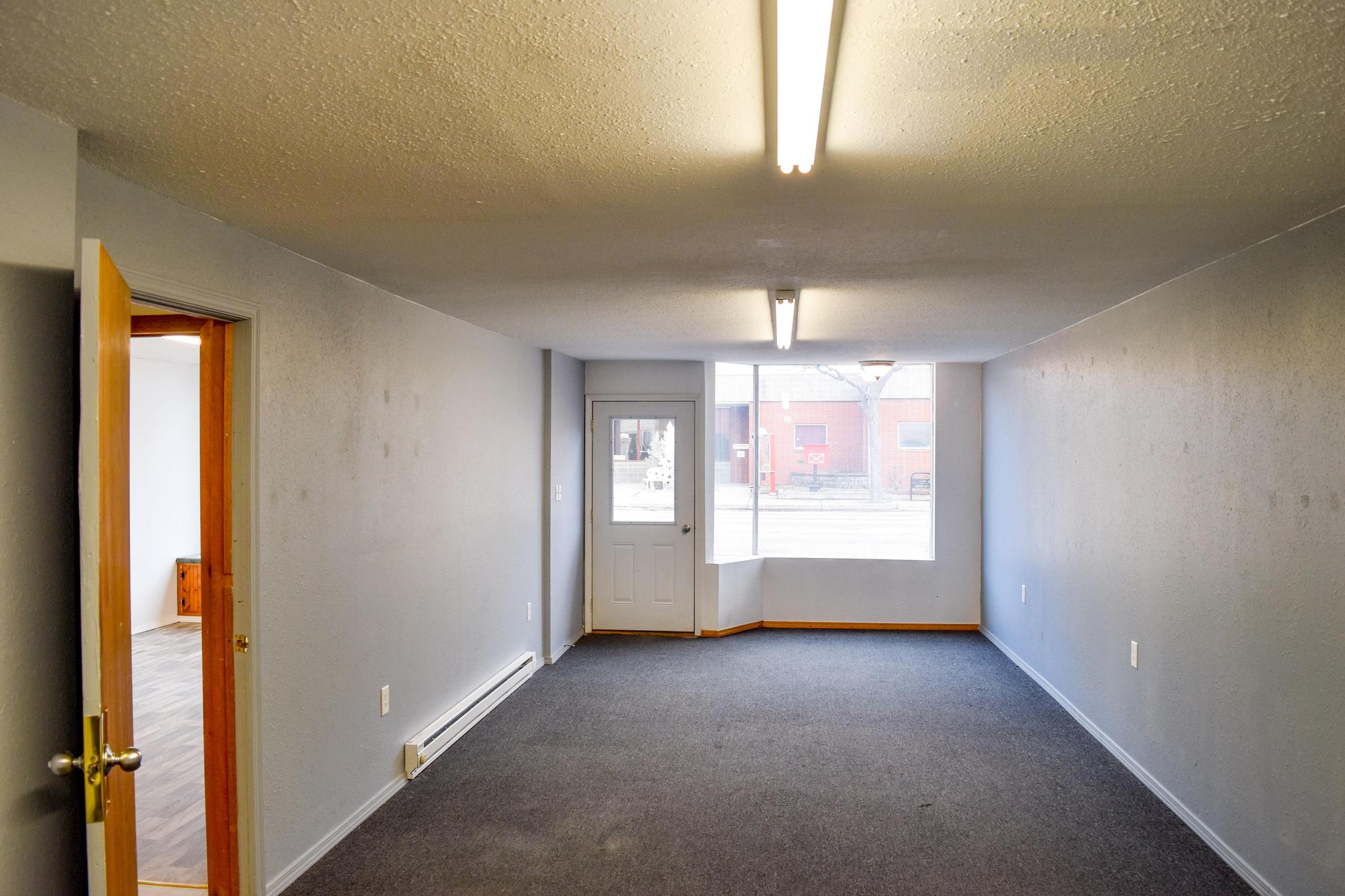 309, 309B and 313 SW Main Street SW