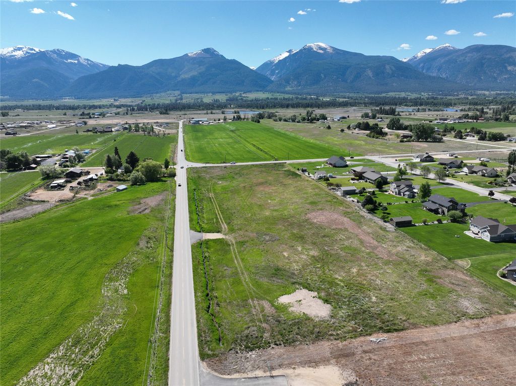 Photo of 420 Ambrose Creek Road, Stevensville, MT 59870 (MLS # 30061857)