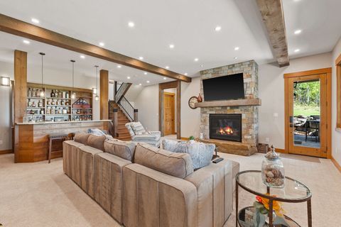 Tiny photo for 258 N Shooting Star Circle, Whitefish, MT 59937 (MLS # 30070701)