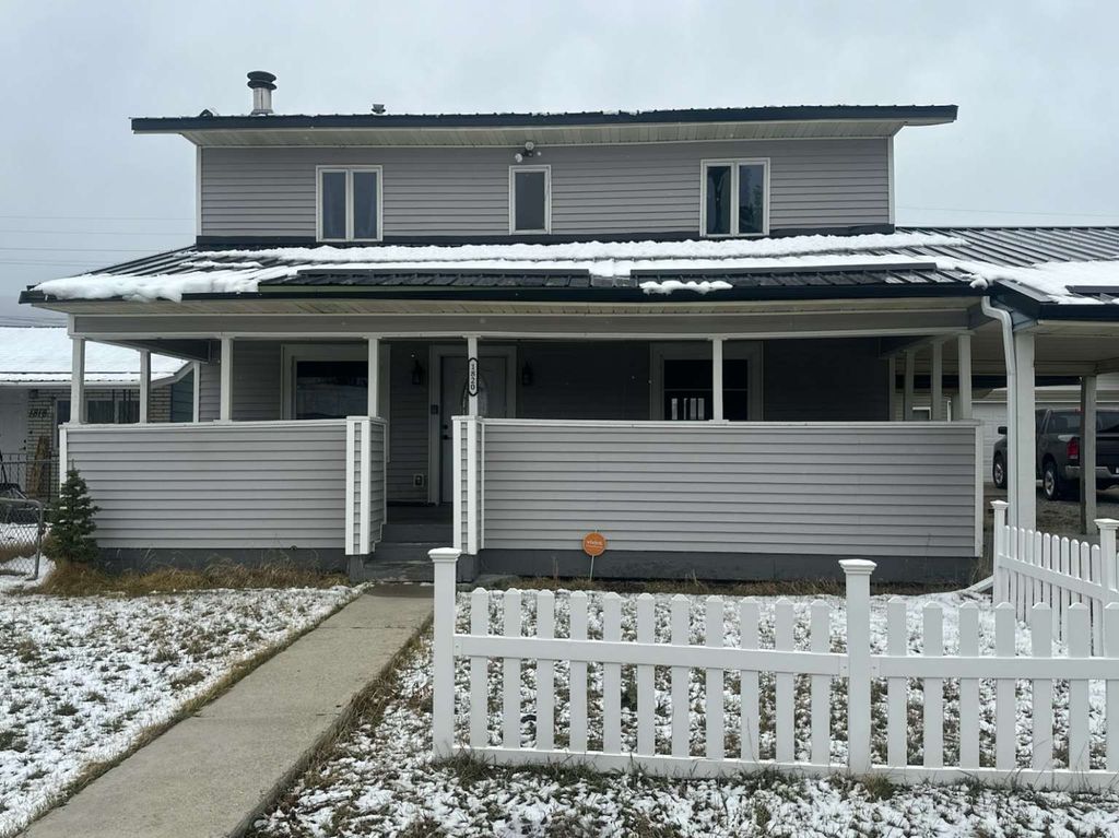 Photo of 1820 Thomas Avenue, Butte, MT 59701 (MLS # 30070318)