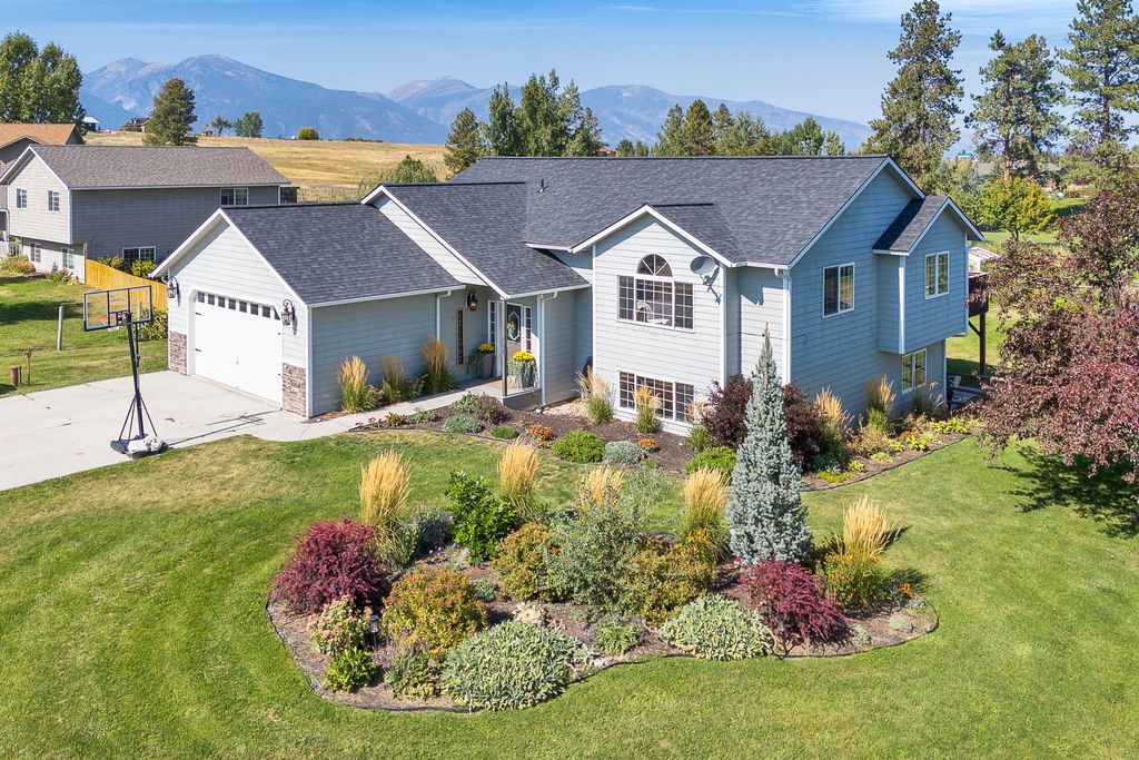 Photo of 724 Rising Sun Lane, Stevensville, MT 59870 (MLS # 30057607)