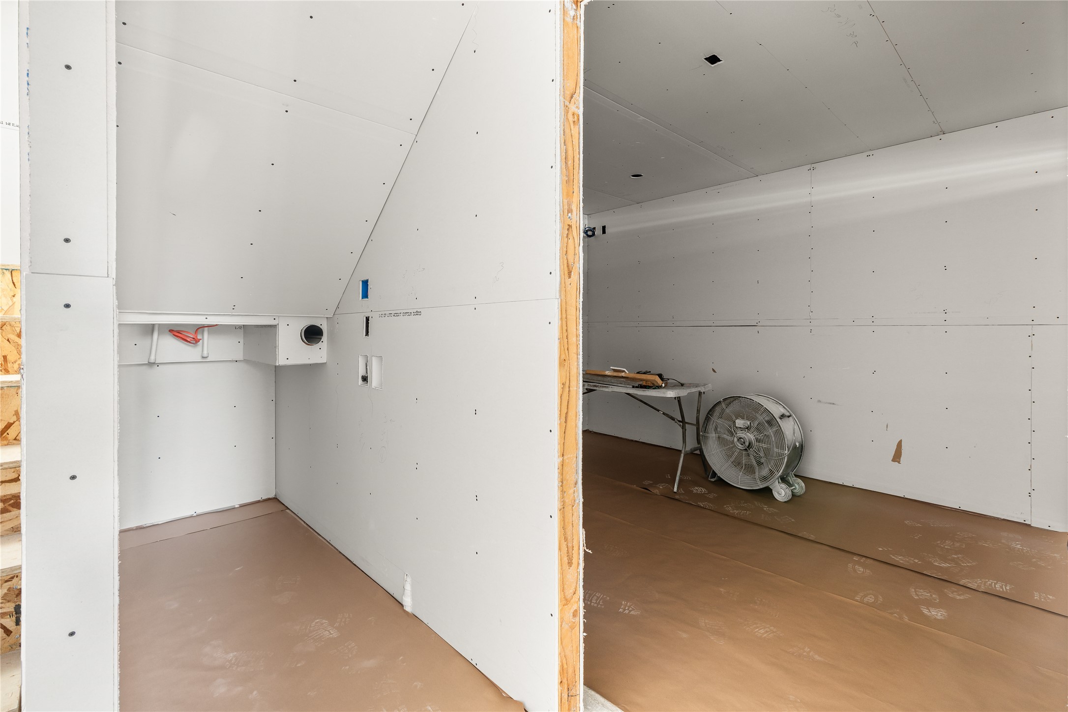 632 N 5th Street W D