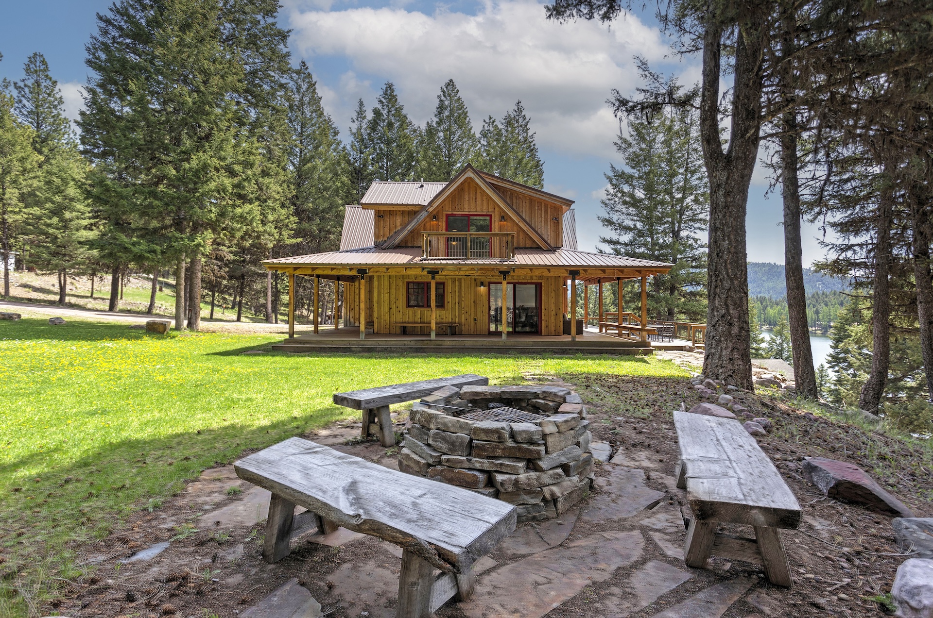 1011 Perimeter Road N