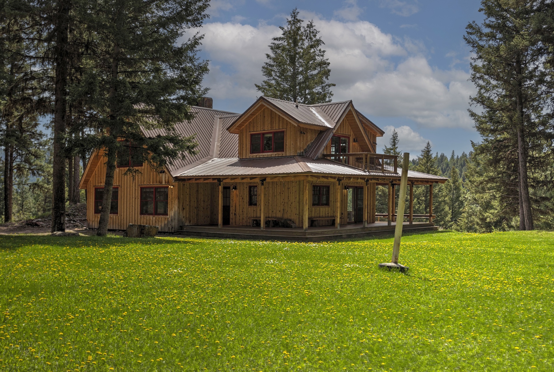 1011 Perimeter Road N