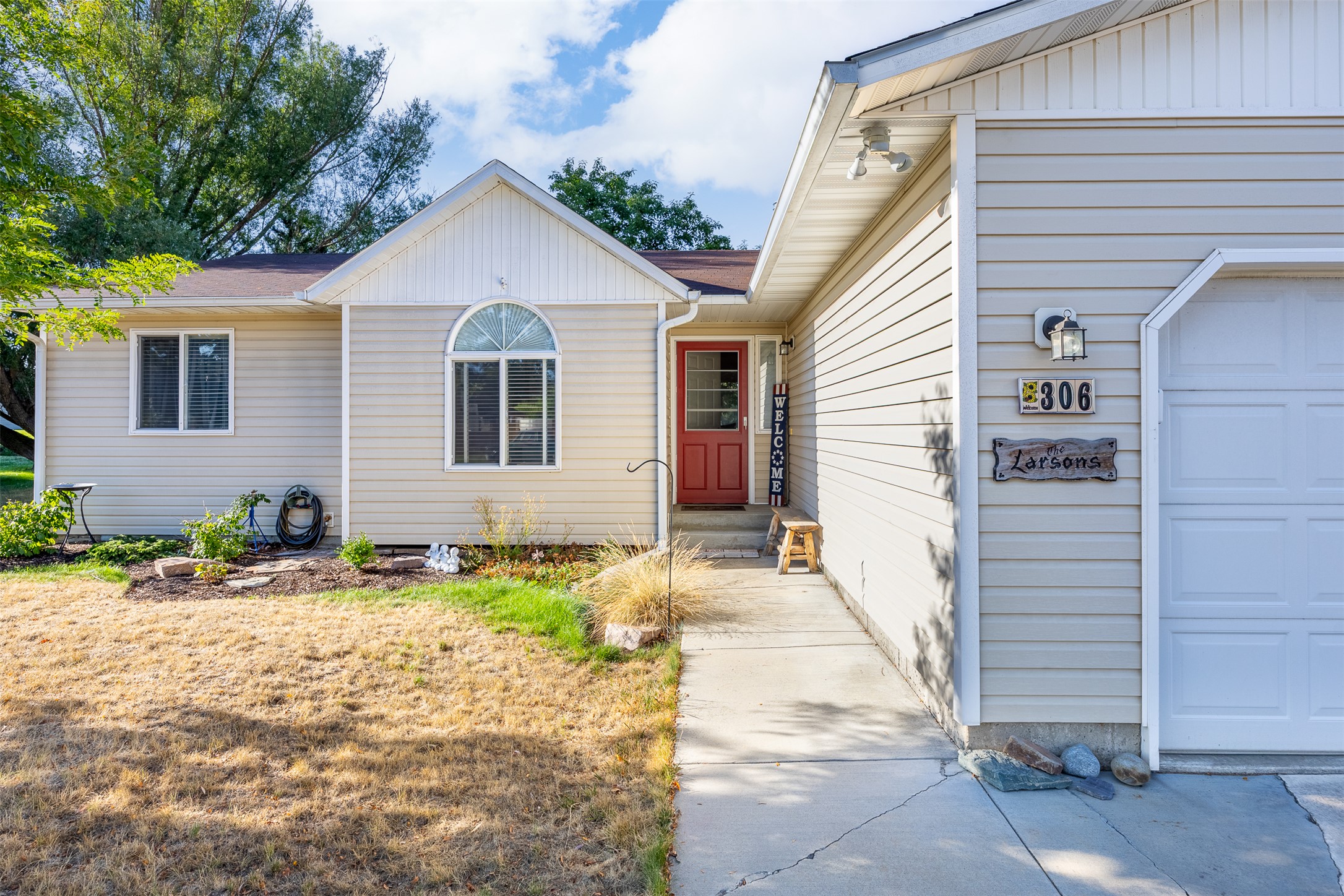 306 Valley View Street