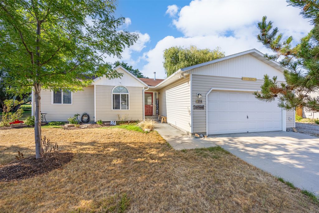 Photo of 306 Valley View Street, Stevensville, MT 59870 (MLS # 30055790)