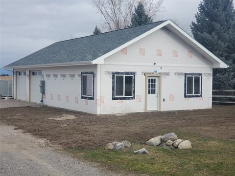 416 Flathead Street St Ignatius MT 59865