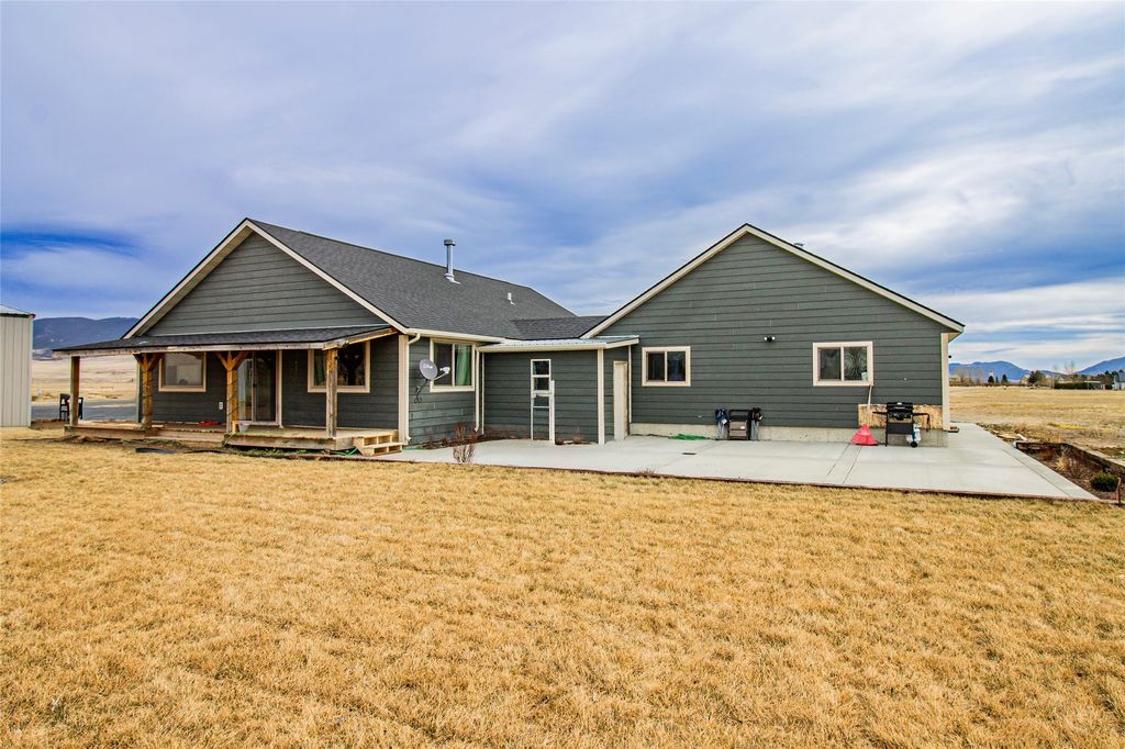 Photo of 1 Bonanza Place, Whitehall, MT 59759 (MLS # 30066175)