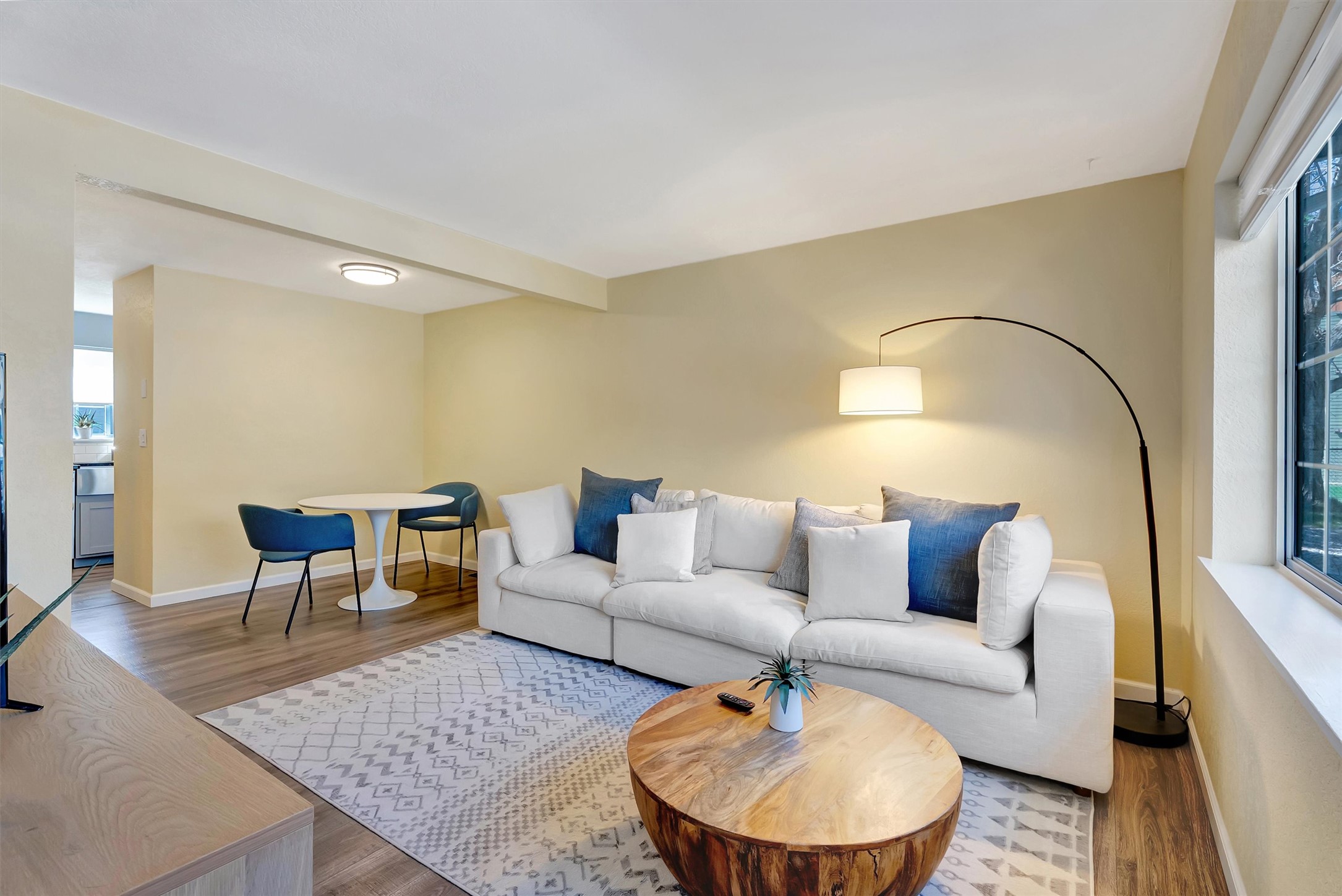 2801 Highcliff Court