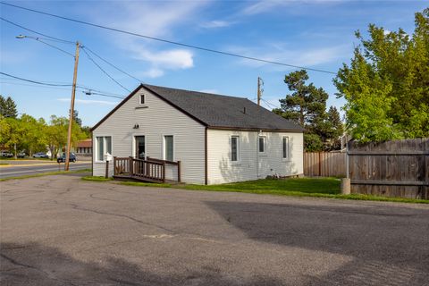 Photo of 580 Sunset Boulevard, Kalispell, MT 59901 (MLS # 30051367)