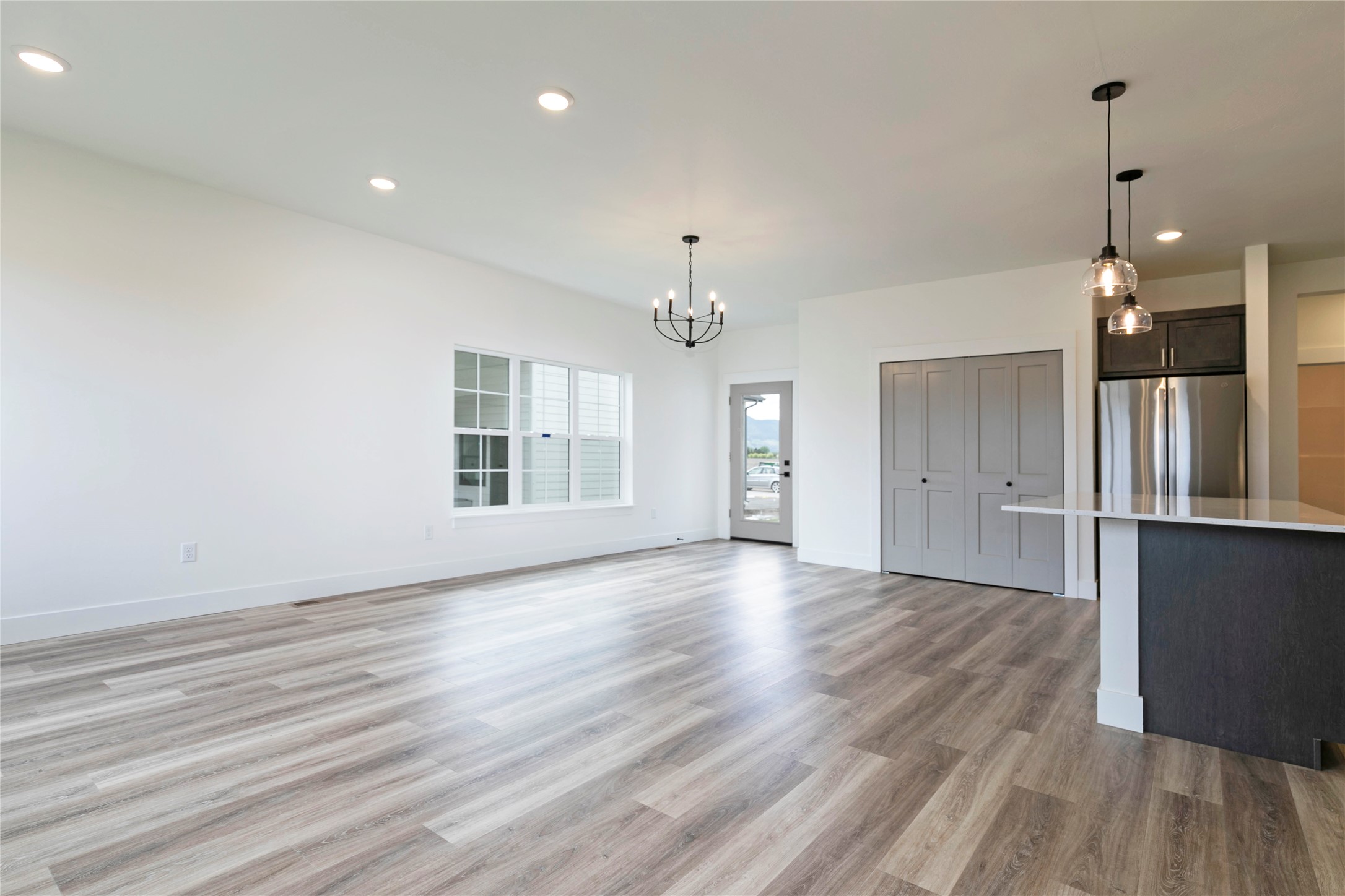NHN Lot 5 England Boulevard