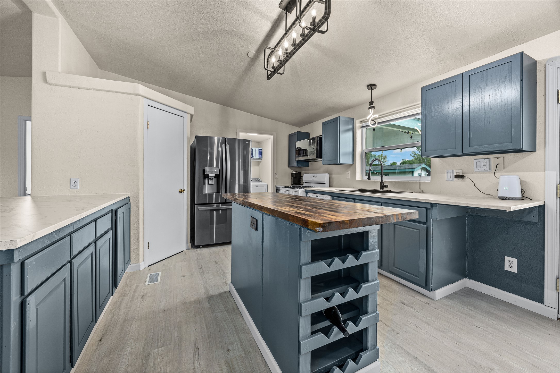 9141 Paintbrush Lane