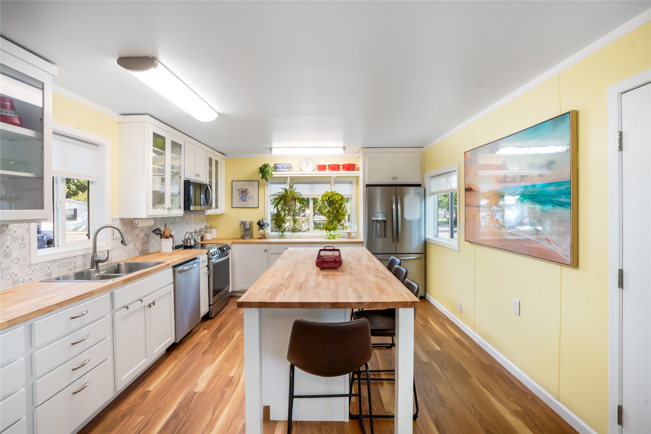 1700 Cooley Street 10