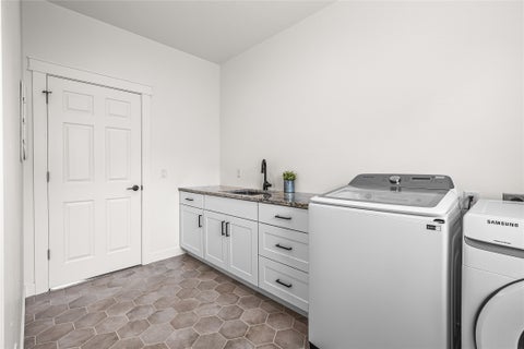 Tiny photo for 6786 Roberta Drive, Missoula, MT 59803 (MLS # 30076433)