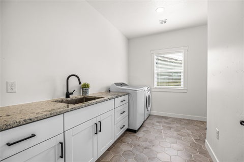 Tiny photo for 6786 Roberta Drive, Missoula, MT 59803 (MLS # 30076433)