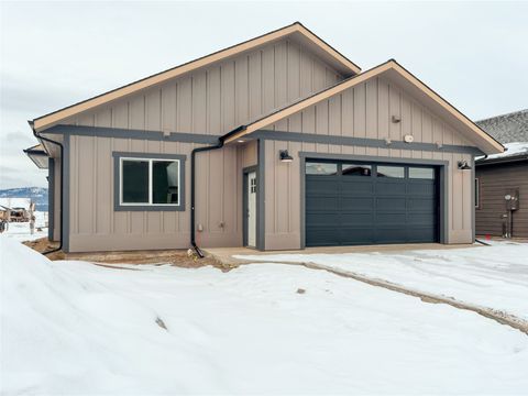Tiny photo for 611 Holstein Way, Kalispell, MT 59901 (MLS # 30061350)