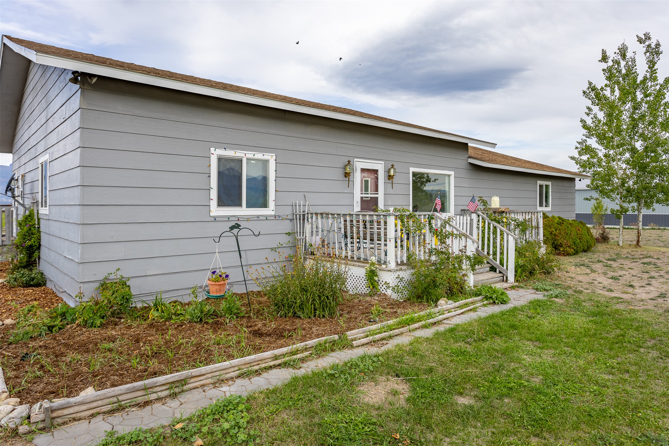 877 Oil Well Road