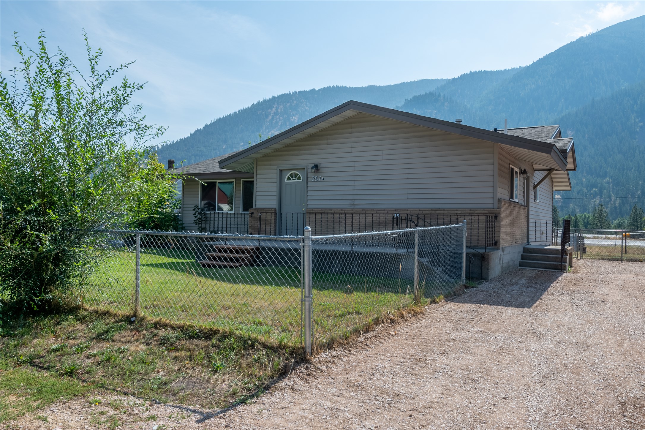 257 Montana Avenue