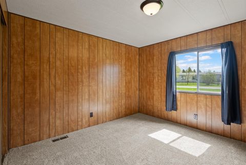 Tiny photo for 440 Kings Way, Kalispell, MT 59901 (MLS # 30070107)