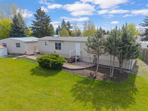 Tiny photo for 440 Kings Way, Kalispell, MT 59901 (MLS # 30070107)