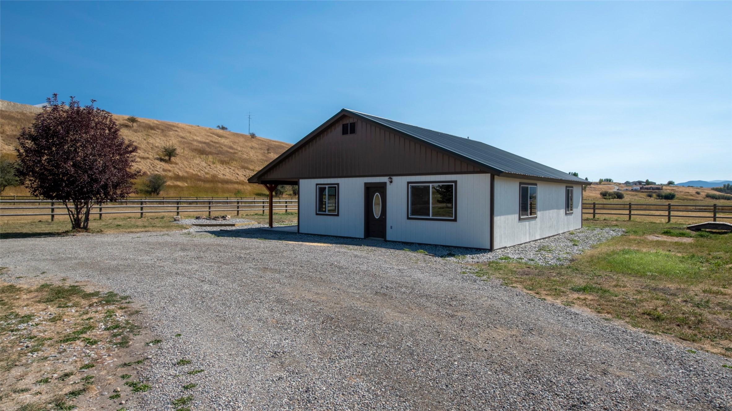 84 Hillside Lane