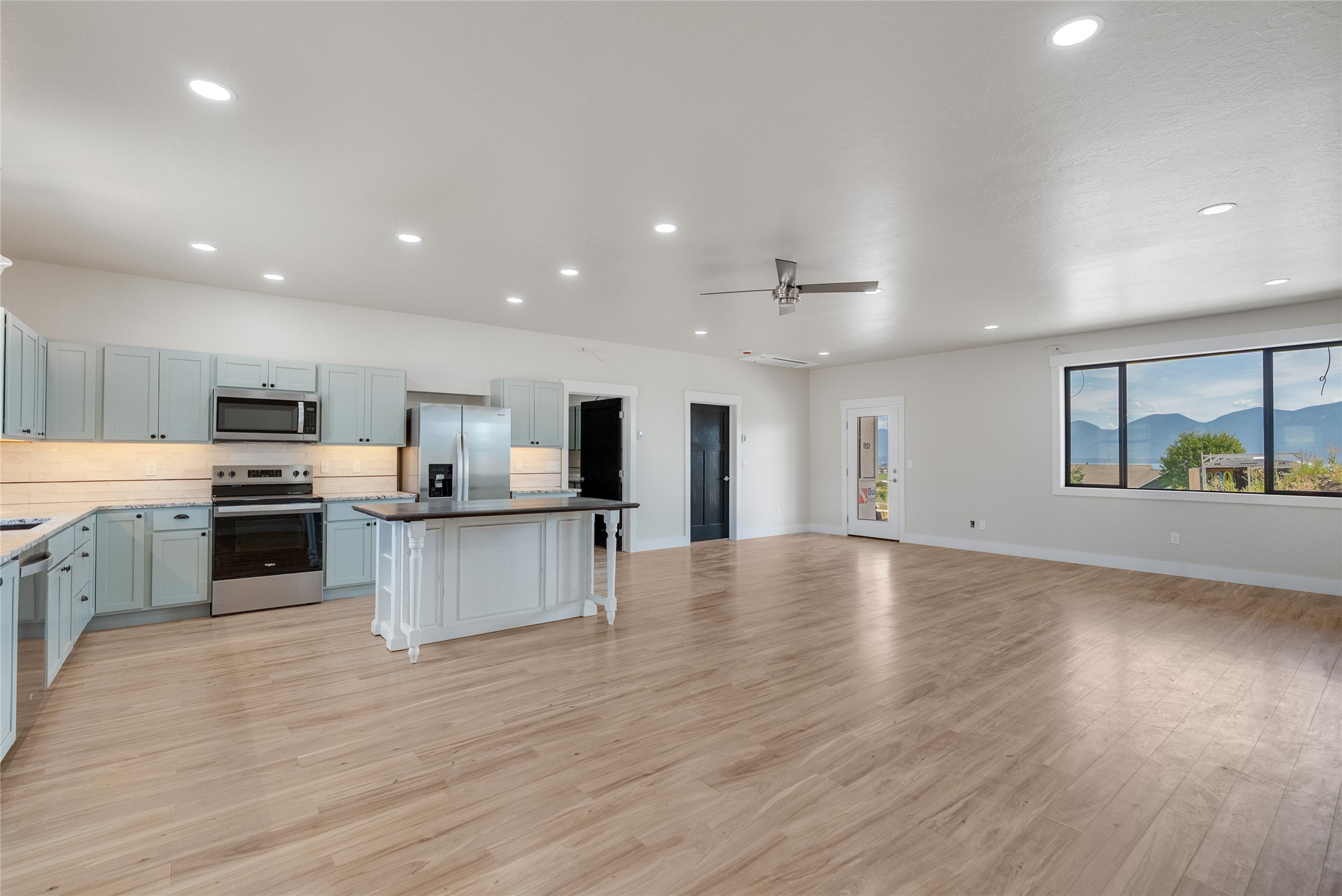 40106 Majestic Court