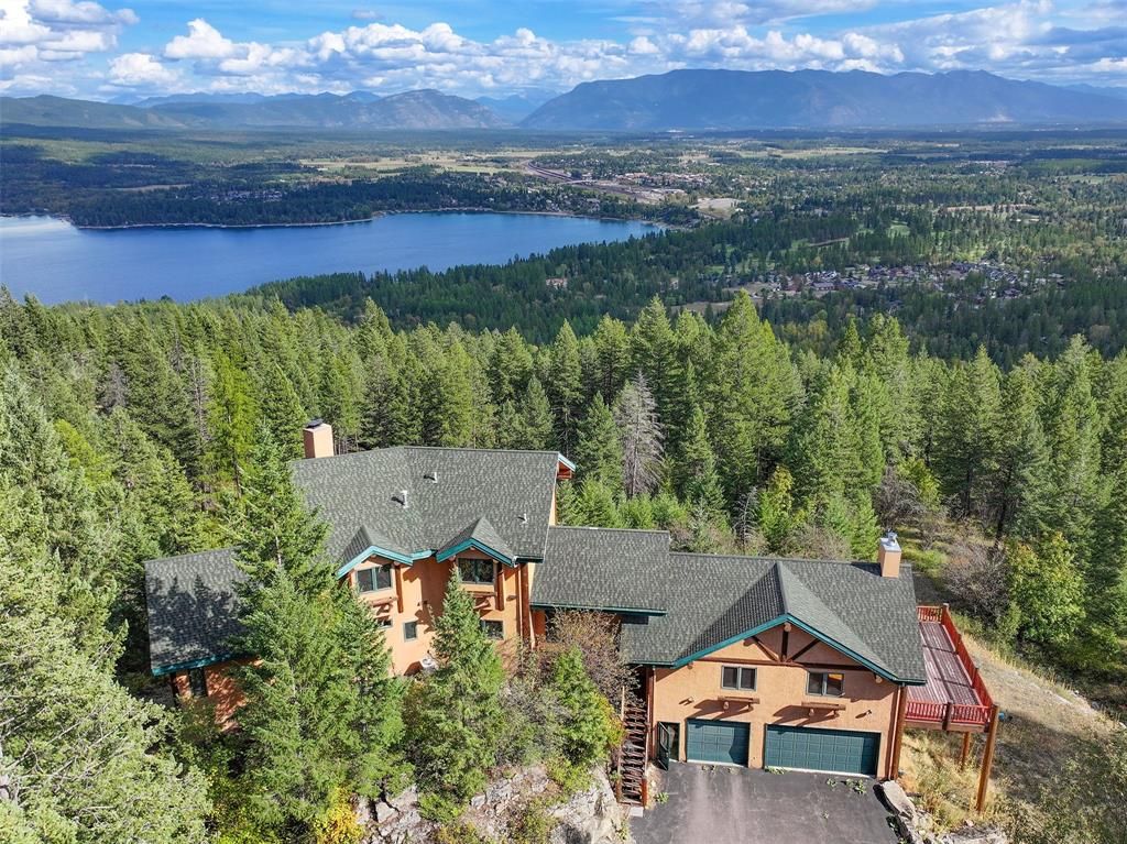 Photo of 317 Wolf Run Drive, Whitefish, MT 59937 (MLS # 30069391)
