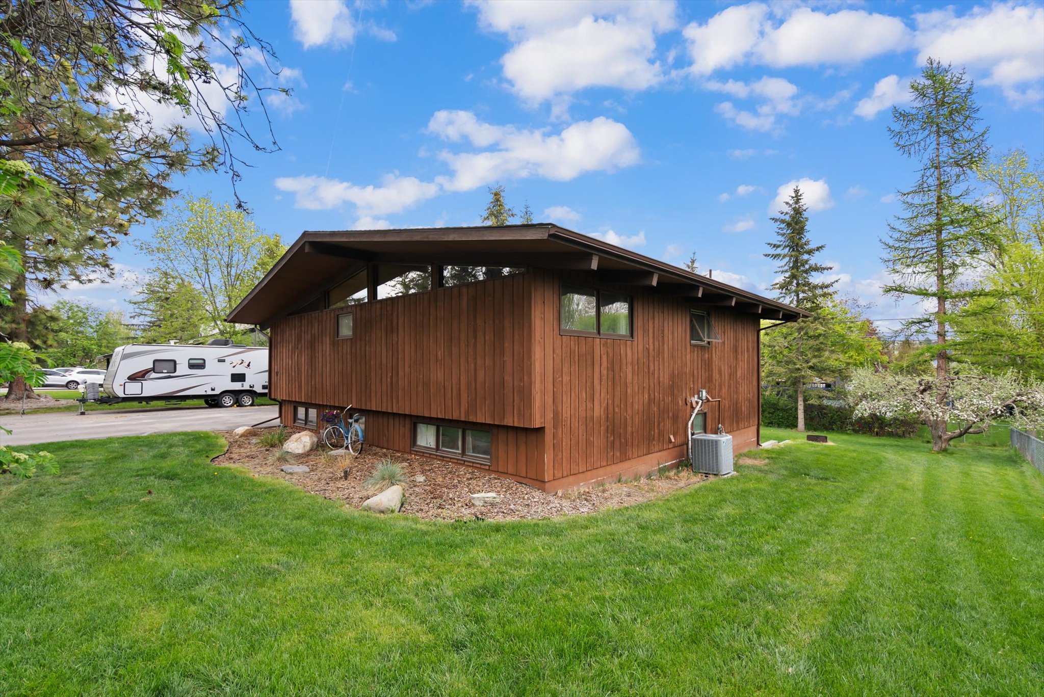 97 Northern Lights Boulevard