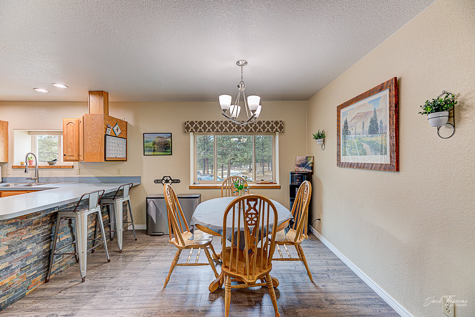 Clancy, Montana 59634, United States, 4 Bedrooms Bedrooms, ,3 BathroomsBathrooms,Residential,Pending,89810