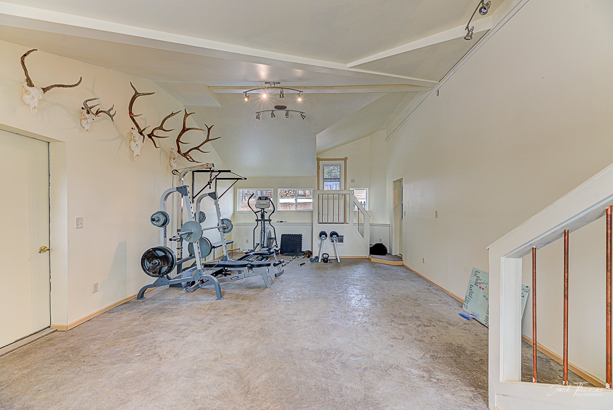 Clancy, Montana 59634, United States, 4 Bedrooms Bedrooms, ,3 BathroomsBathrooms,Residential,Pending,89810