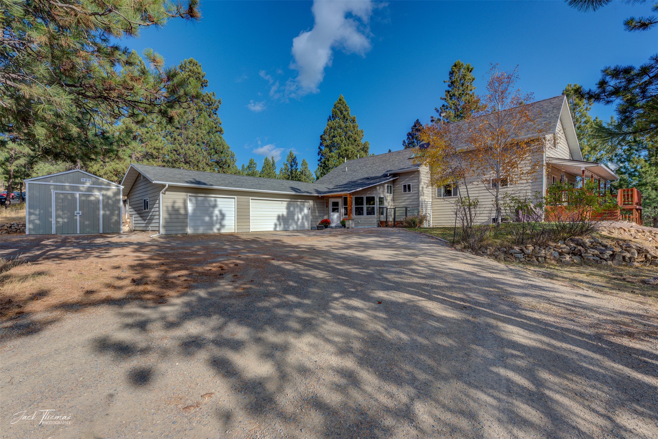 Clancy, Montana 59634, United States, 4 Bedrooms Bedrooms, ,3 BathroomsBathrooms,Residential,Pending,89810