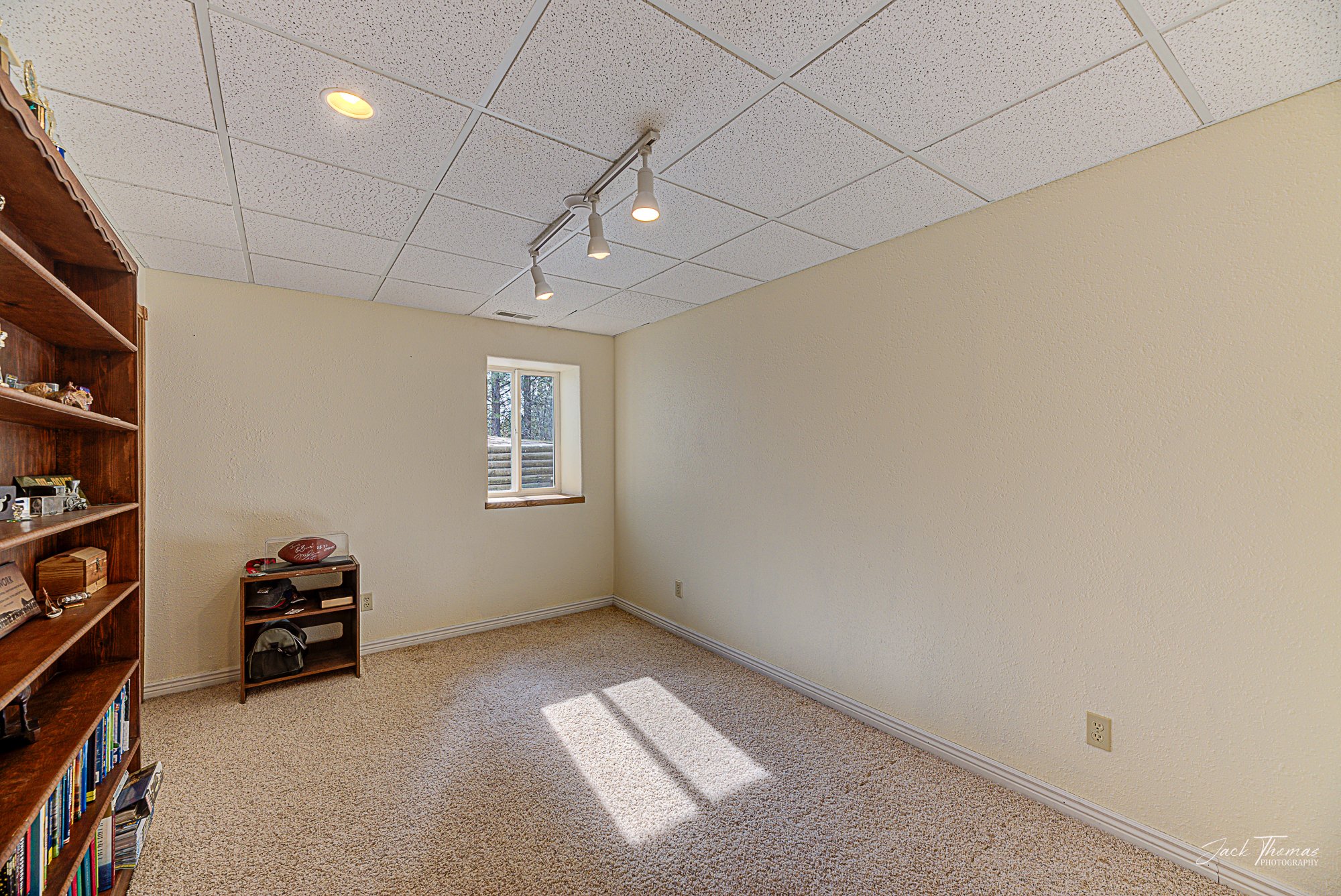 Clancy, Montana 59634, United States, 4 Bedrooms Bedrooms, ,3 BathroomsBathrooms,Residential,Pending,89810