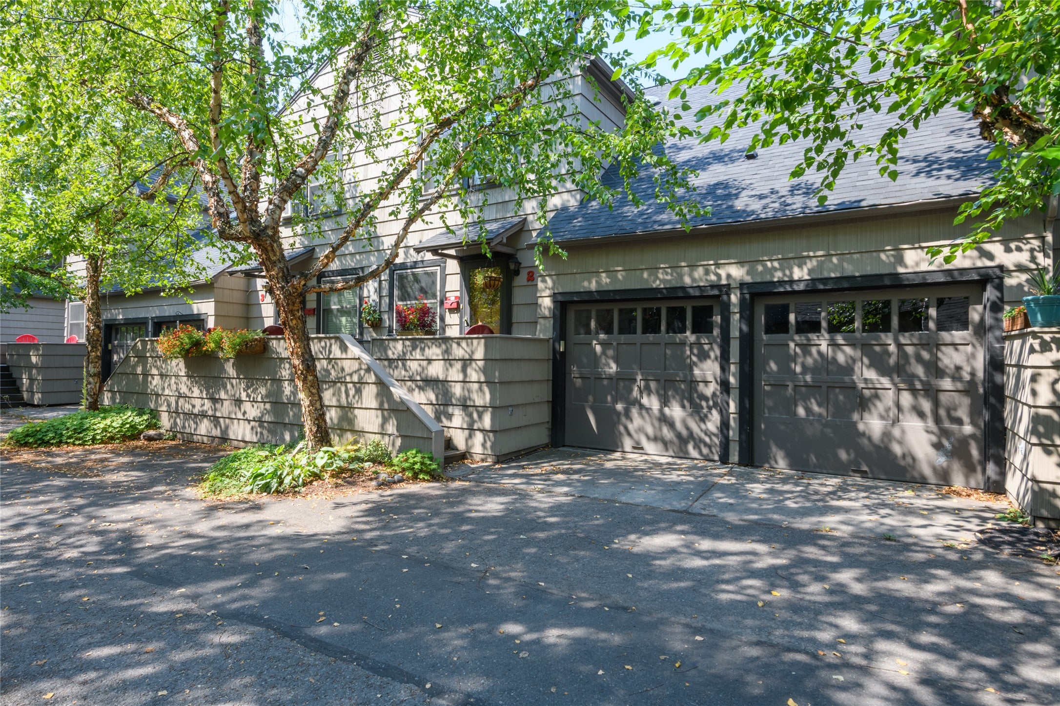 521 Hartman Street 2