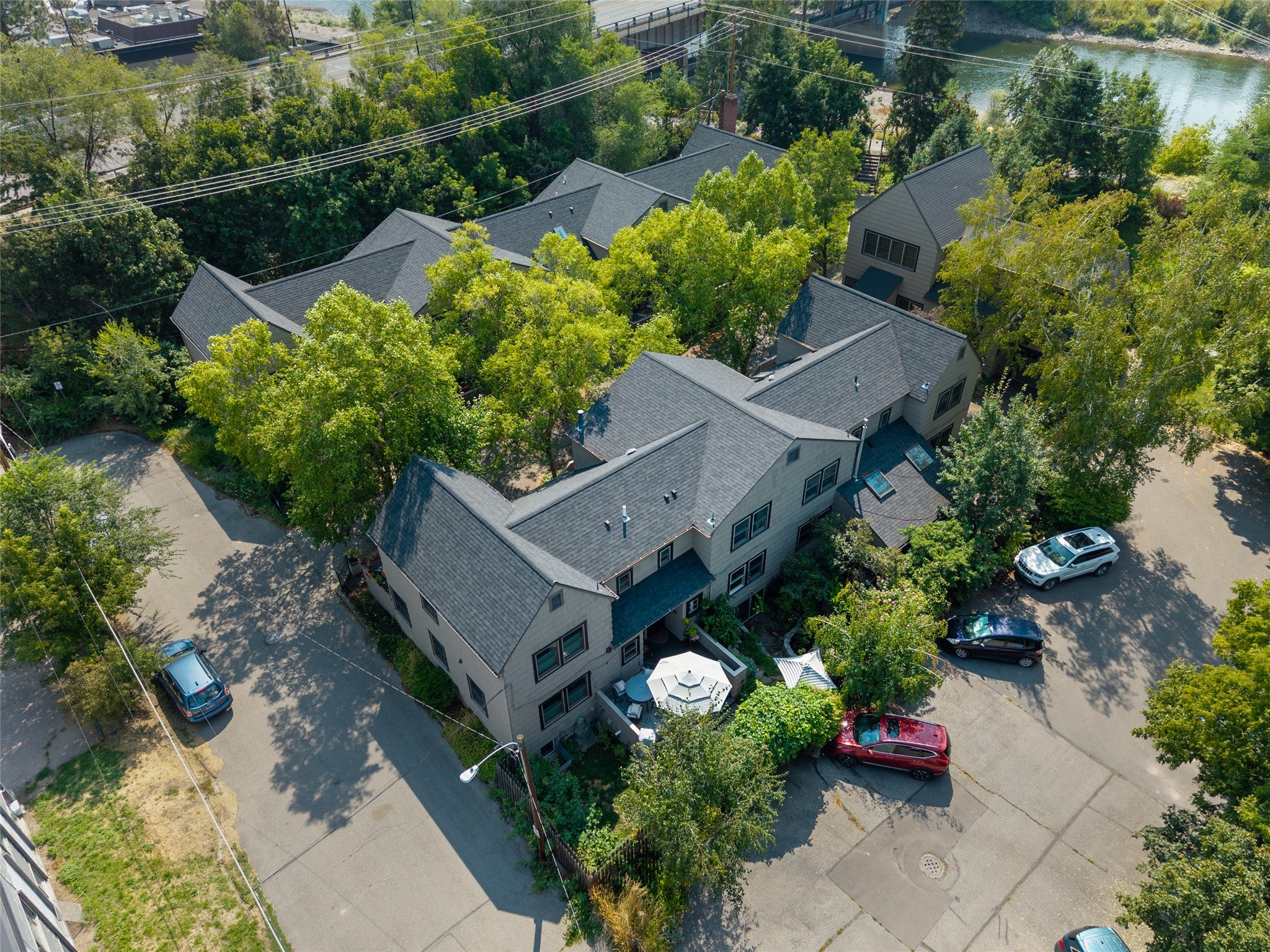 521 Hartman Street 2