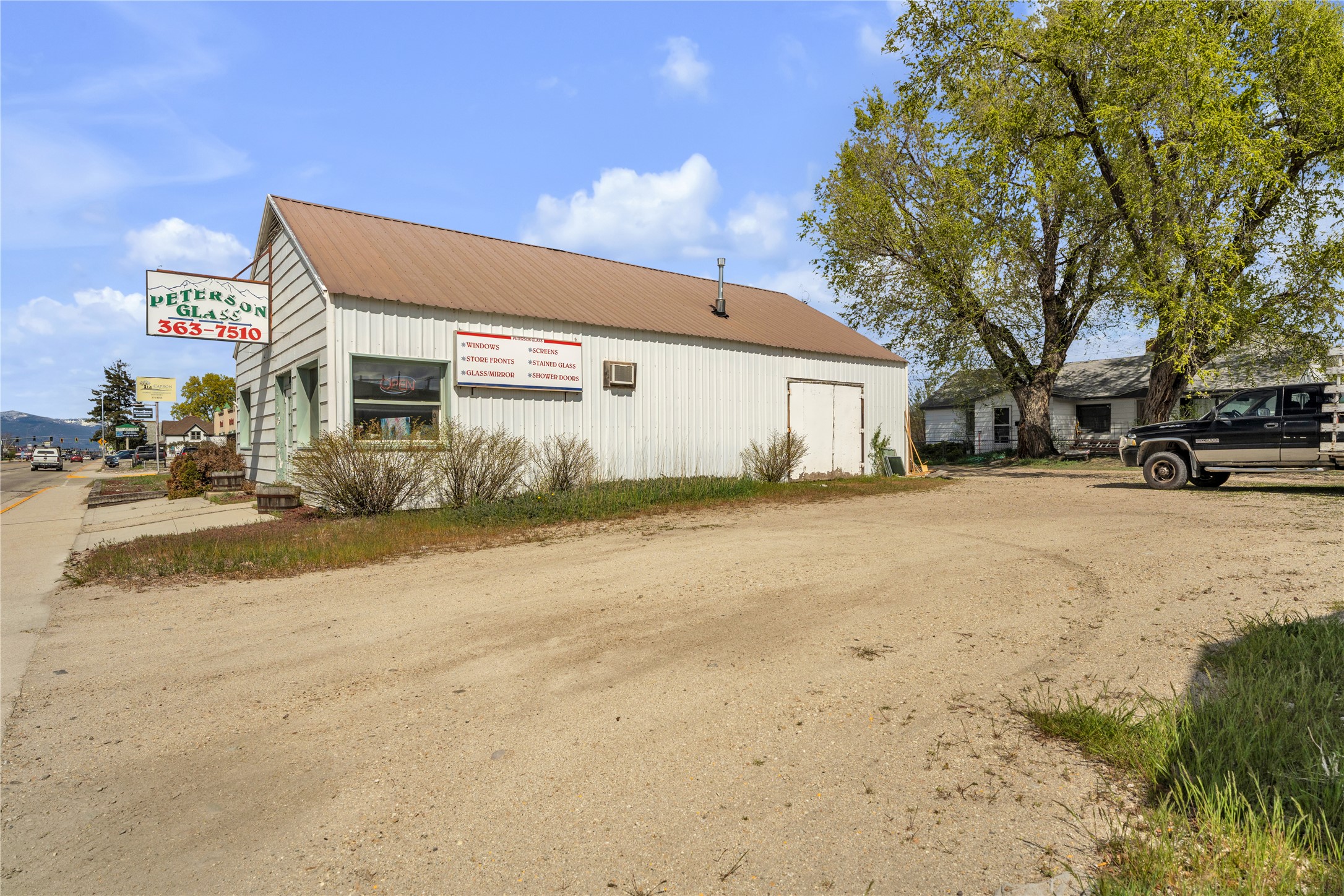 702 & 700 S 1st Street