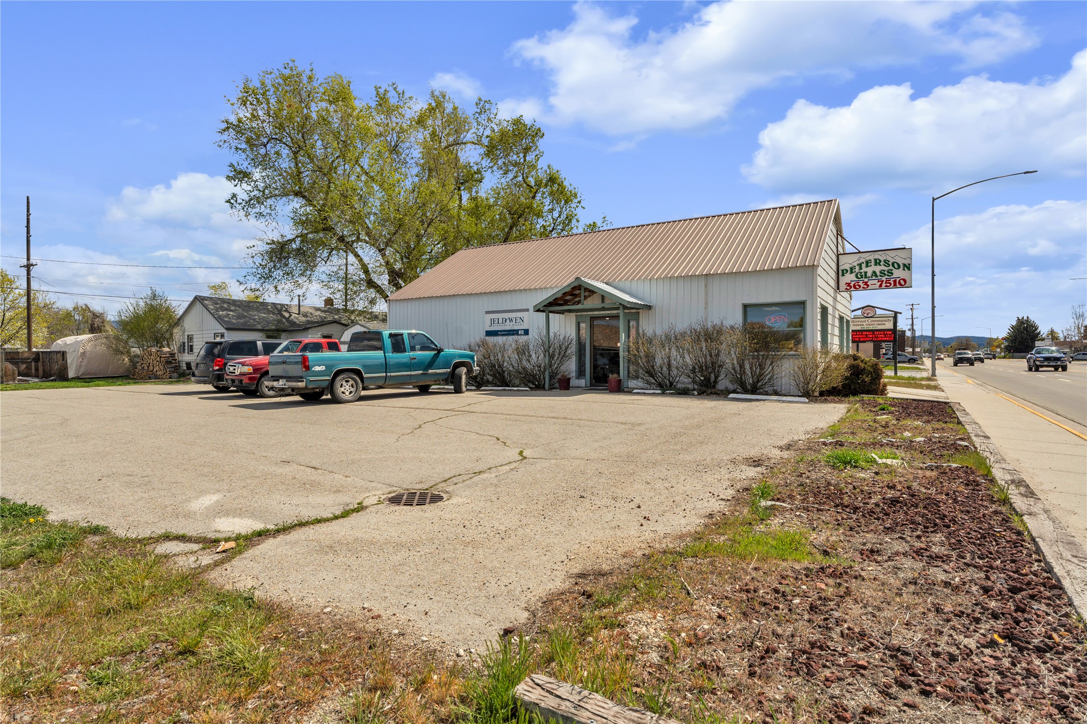 702 & 700 S 1st Street