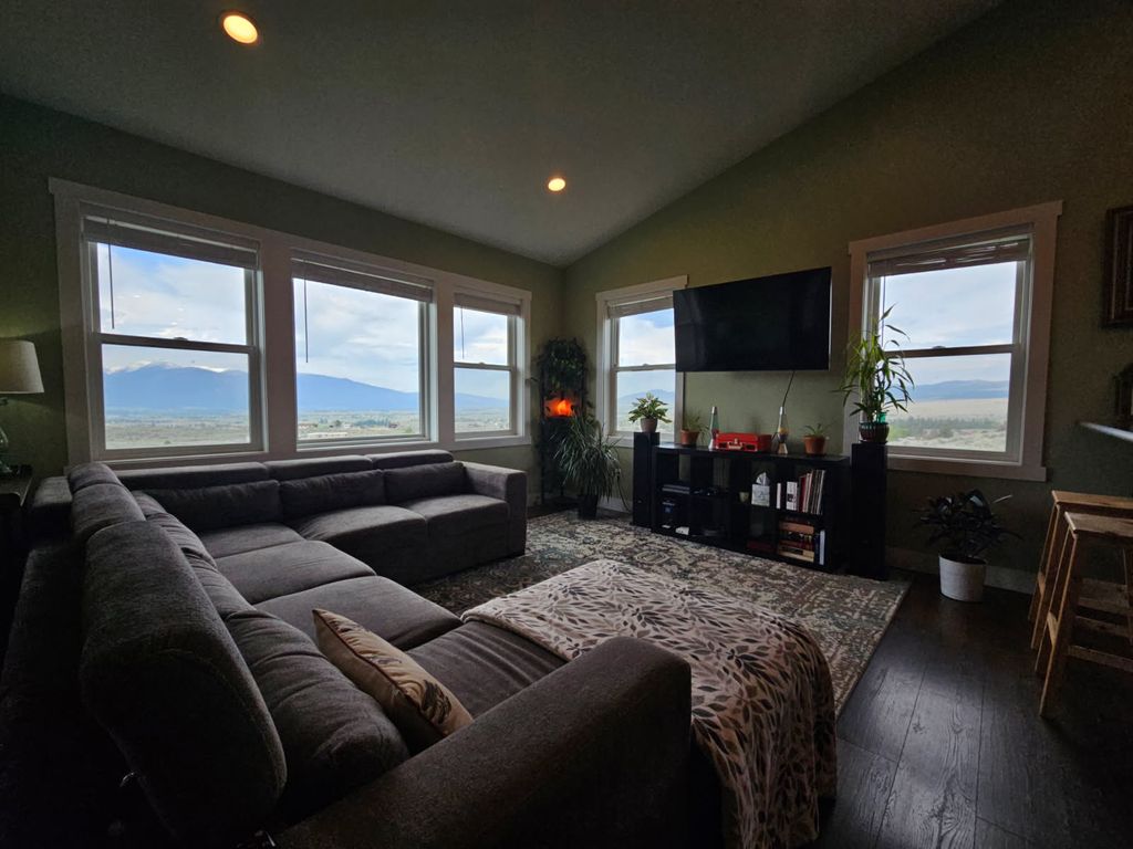 Photo of 1052 Kyleighs Lane, Stevensville, MT 59870 (MLS # 30069682)