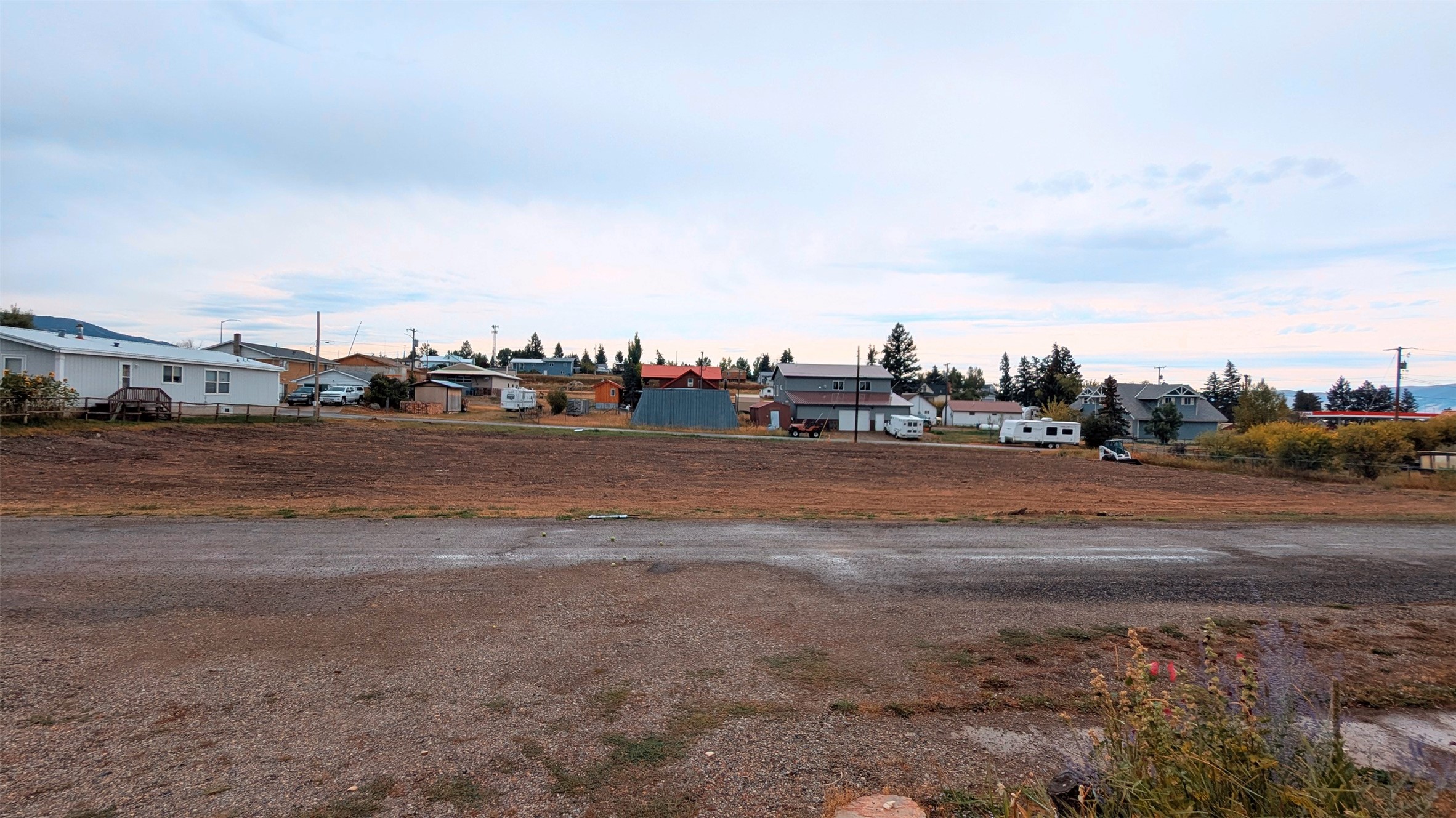 Nhn Hampton Street E