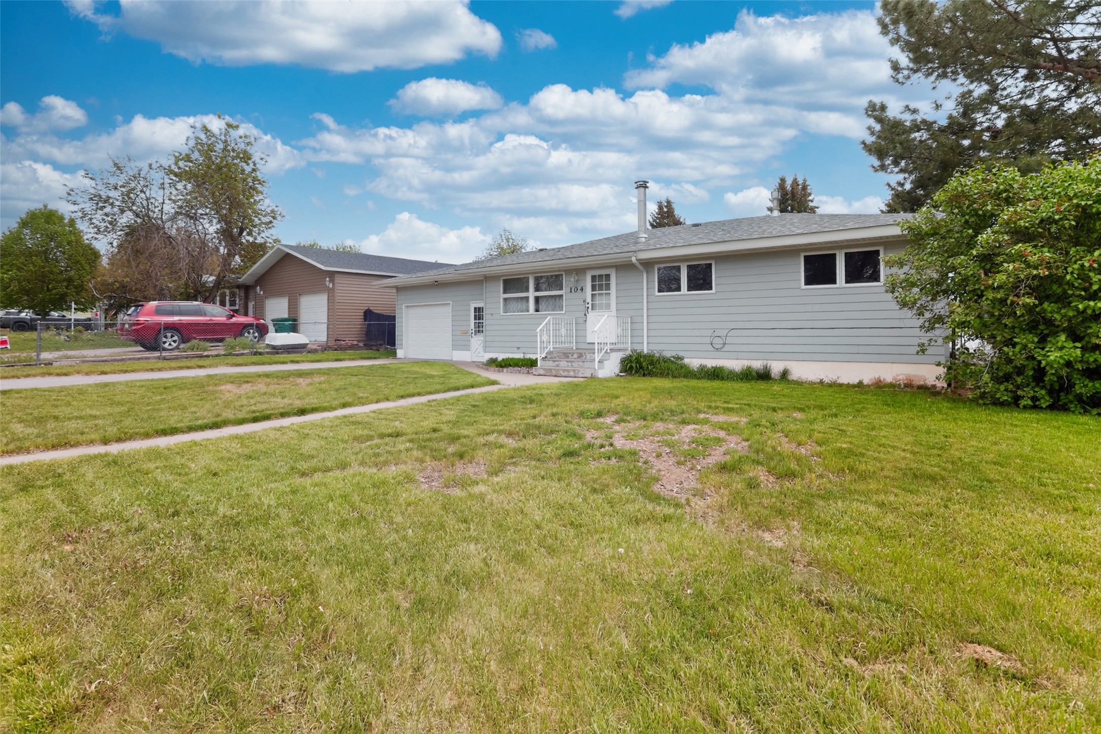 104 Riverview 5 E