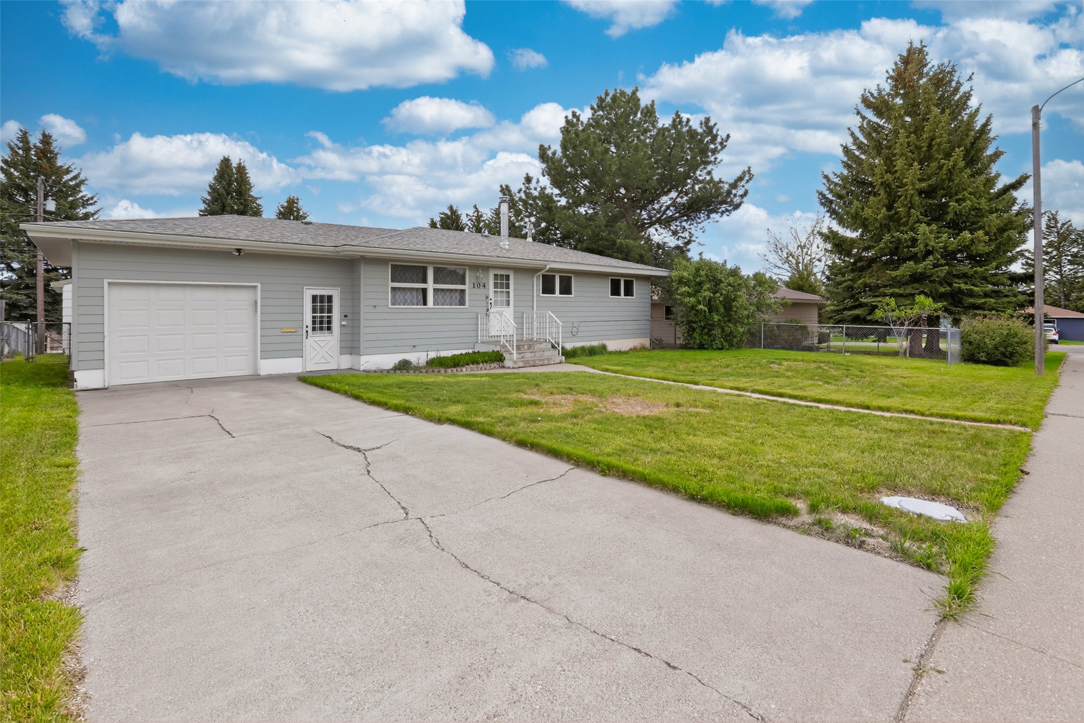 104 Riverview 5 E