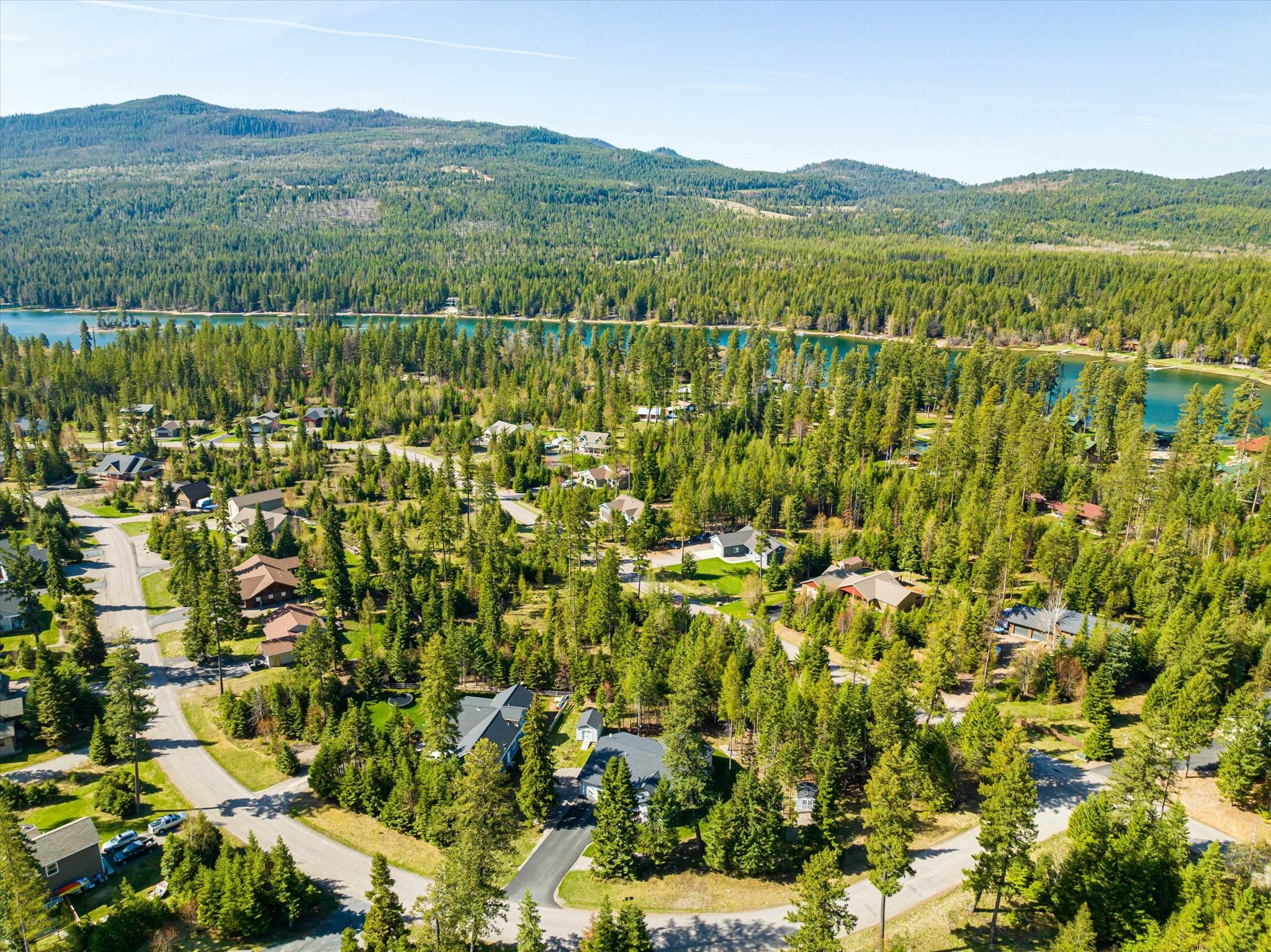 Bigfork, Montana 59911, United States, 3 Bedrooms Bedrooms, ,2 BathroomsBathrooms,Residential,Pending,48971