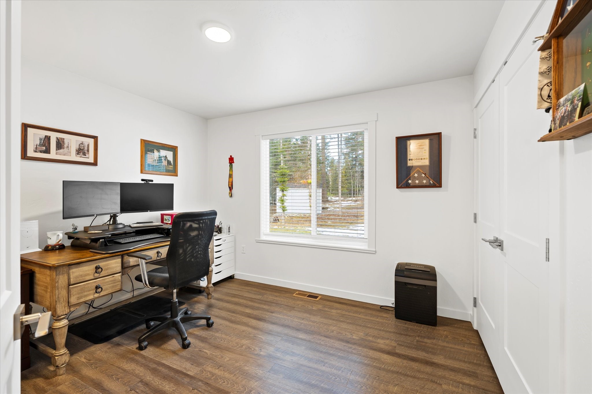 Bigfork, Montana 59911, United States, 3 Bedrooms Bedrooms, ,2 BathroomsBathrooms,Residential,Pending,48971