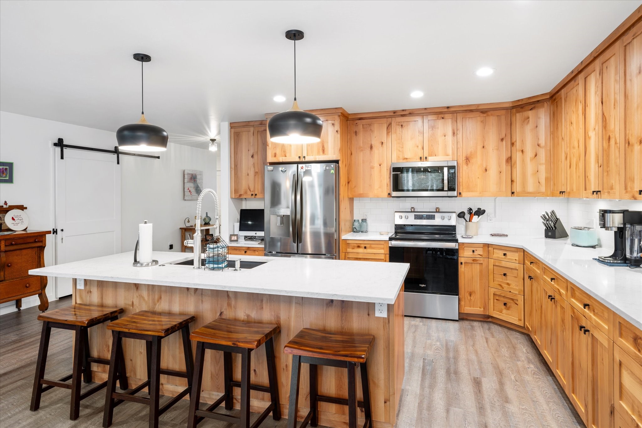 Bigfork, Montana 59911, United States, 3 Bedrooms Bedrooms, ,2 BathroomsBathrooms,Residential,Pending,48971