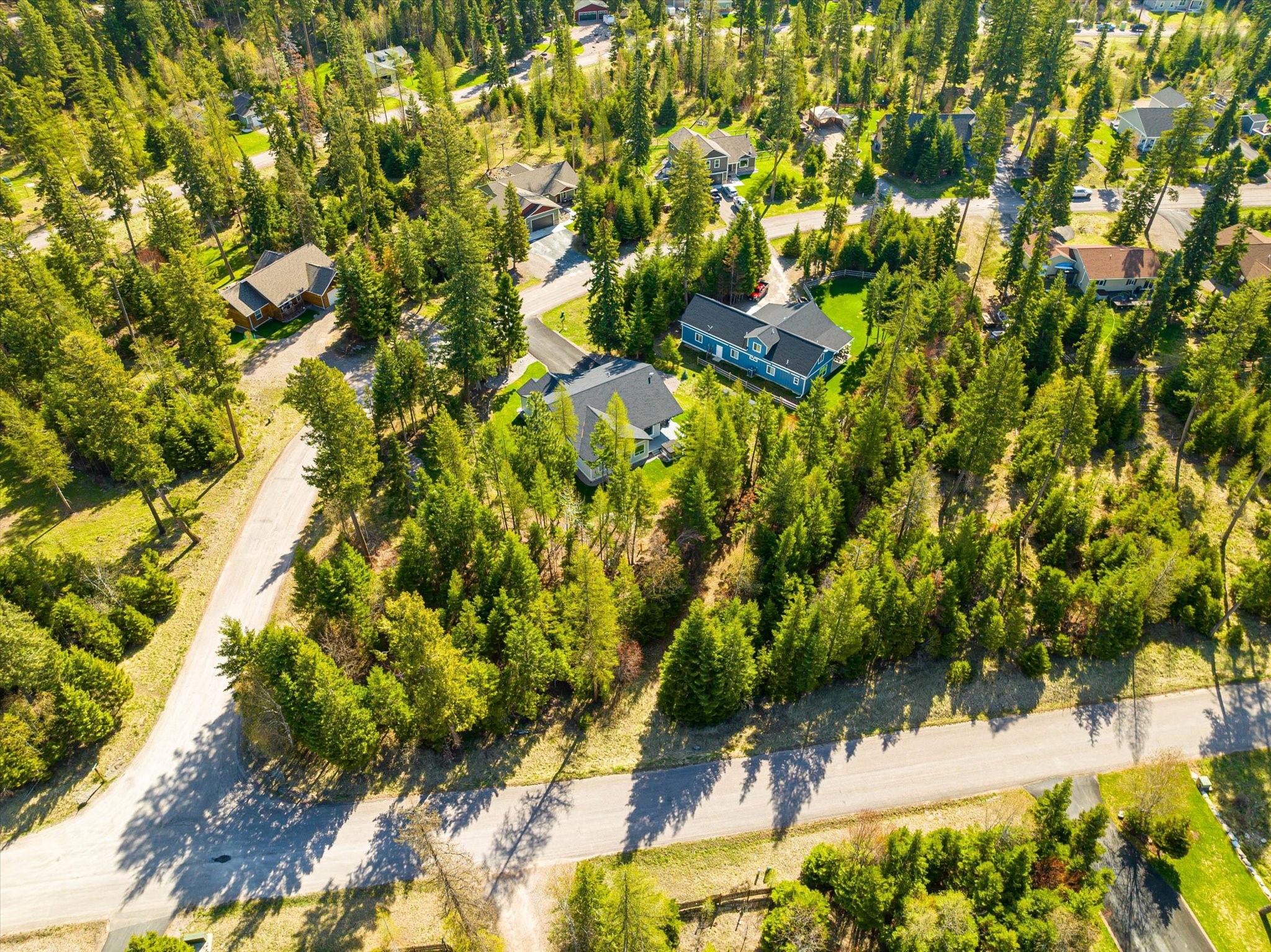 Bigfork, Montana 59911, United States, 3 Bedrooms Bedrooms, ,2 BathroomsBathrooms,Residential,Pending,48971