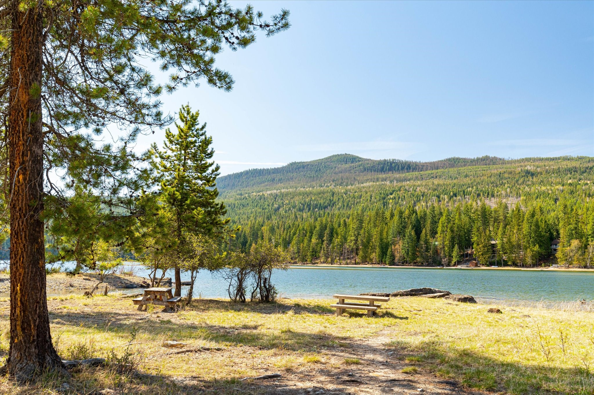 Bigfork, Montana 59911, United States, 3 Bedrooms Bedrooms, ,2 BathroomsBathrooms,Residential,Pending,48971