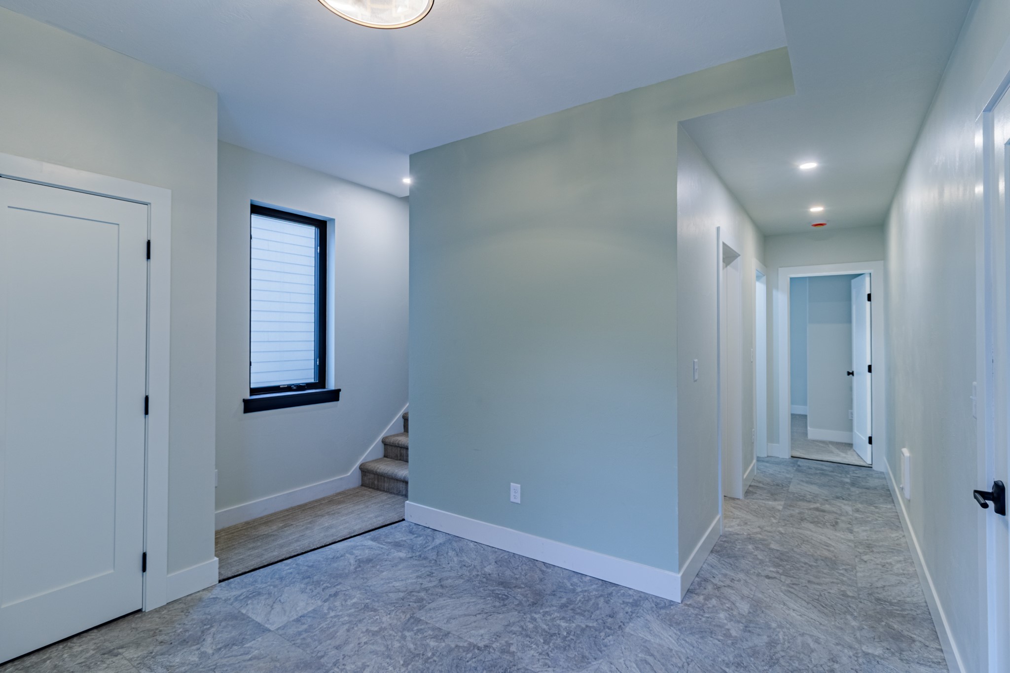 2214 S 12th Street W