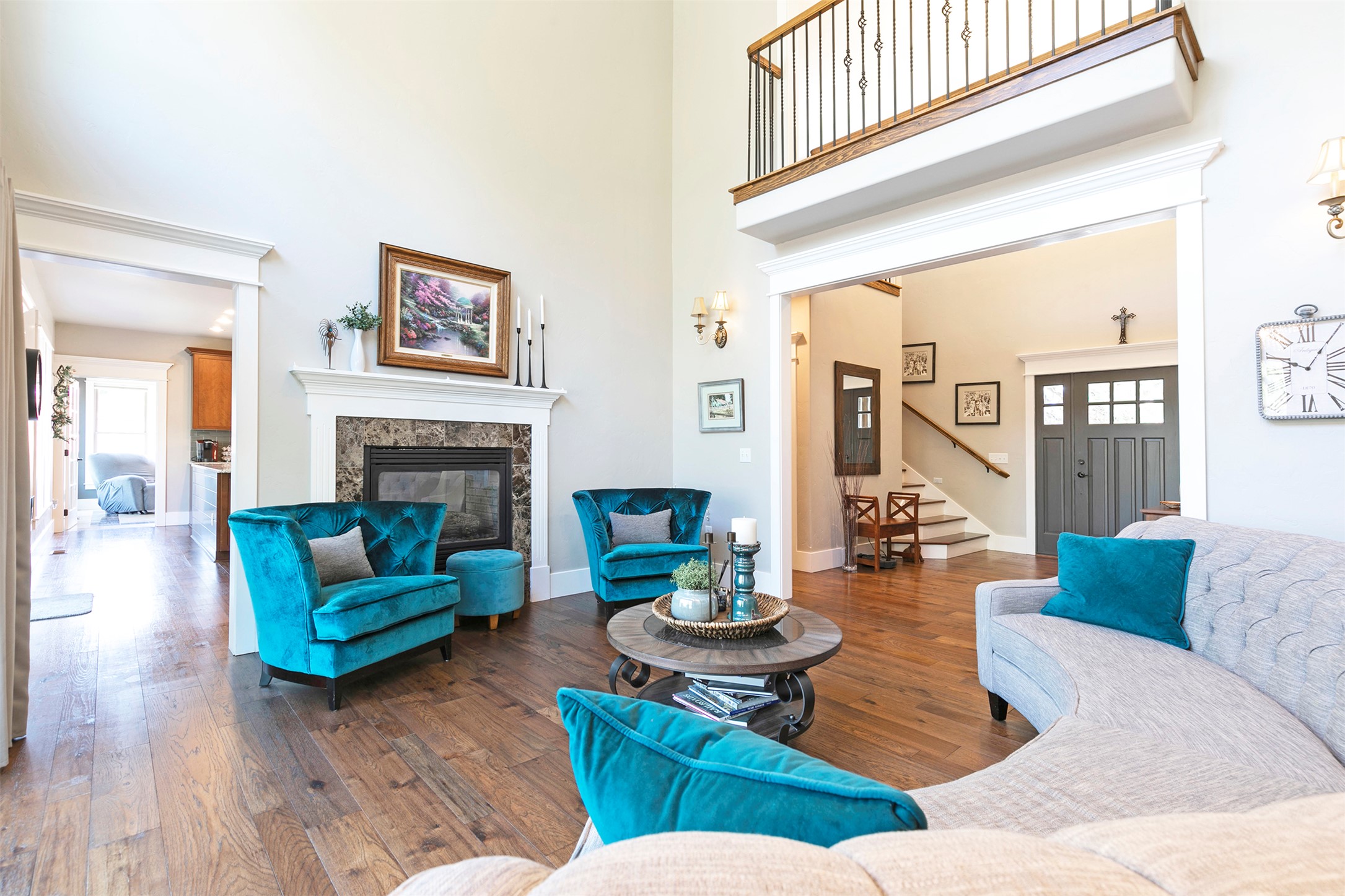 10613 Coulter Pine Street