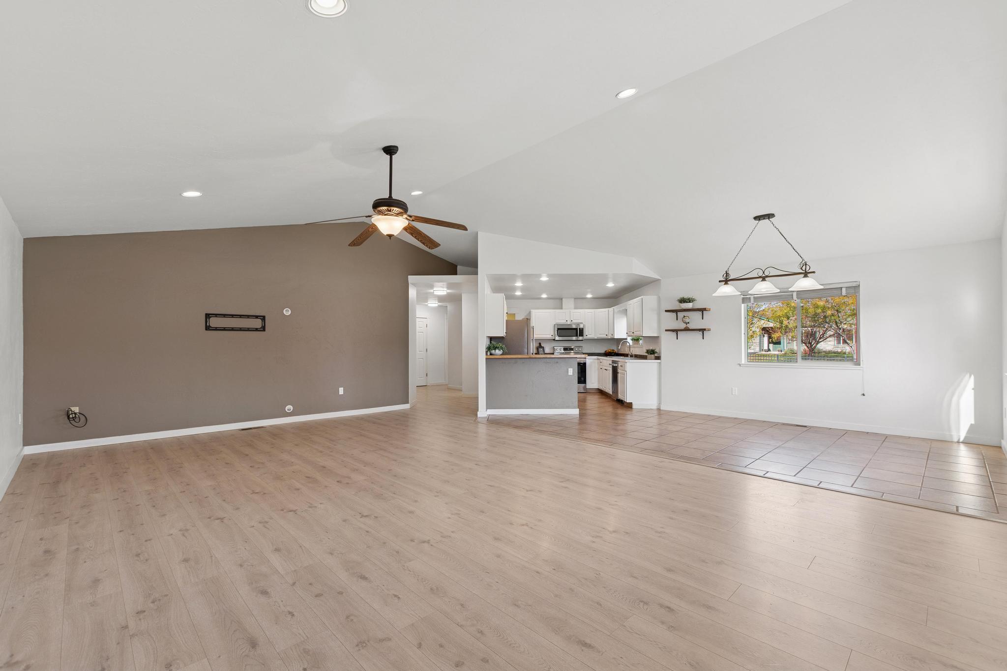 120 Pine Draw Avenue