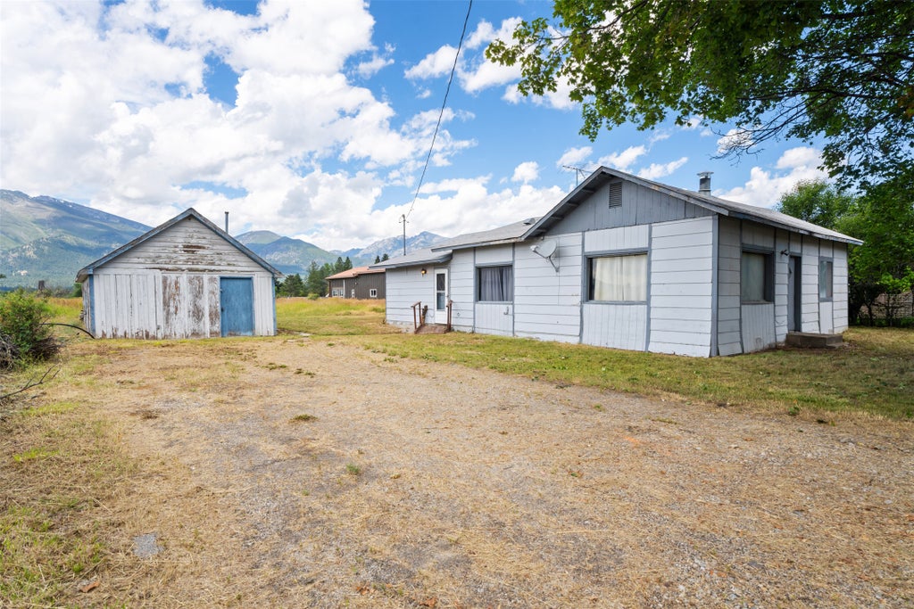 Photo of 1141 S 1st Street, Hamilton, MT 59840 (MLS # 30079514)